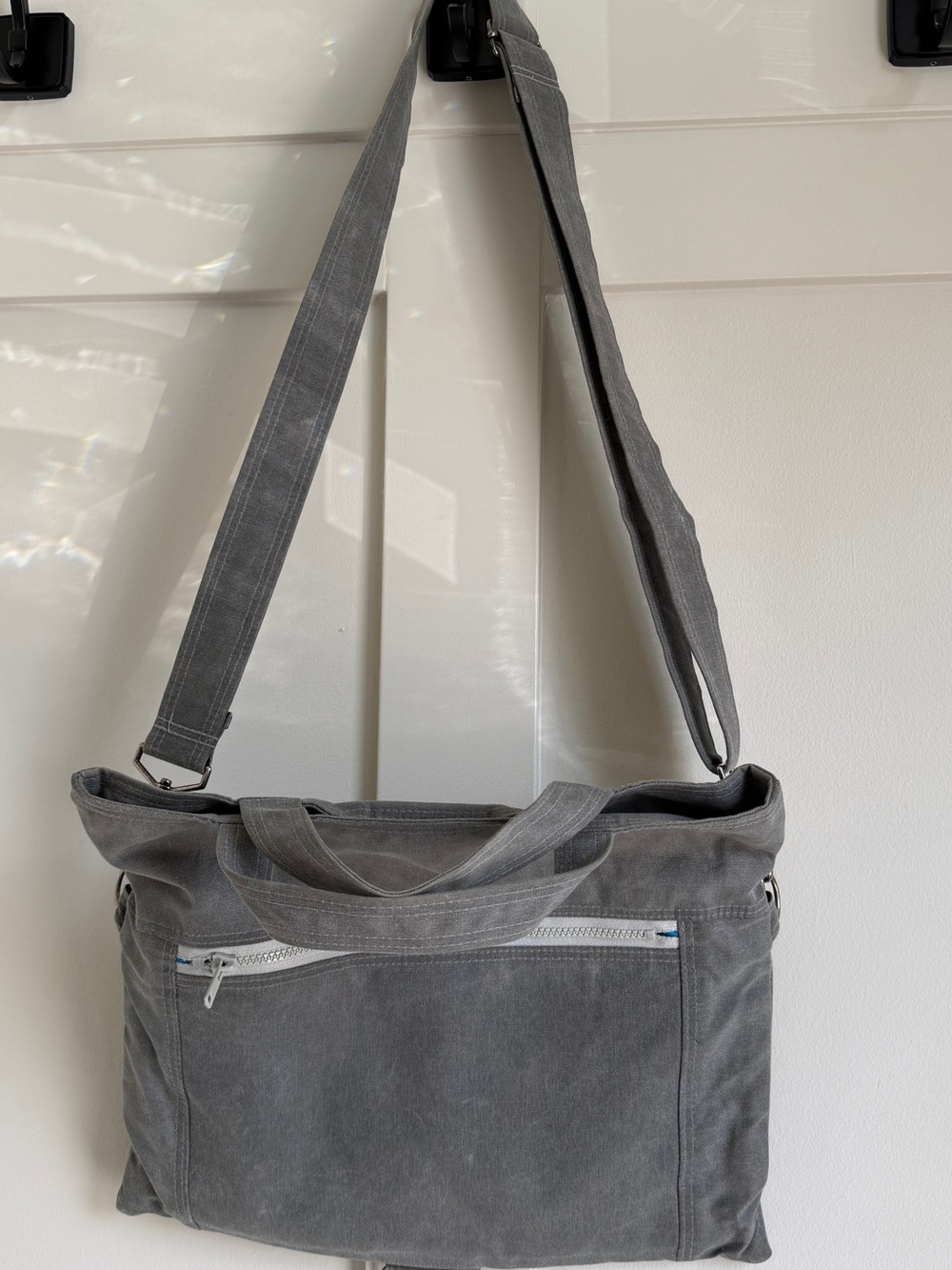 Moop Waxed Canvas Grey Crossbody